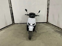 Scutum - snorscooter - e-scooter - afbeelding 16 van  18