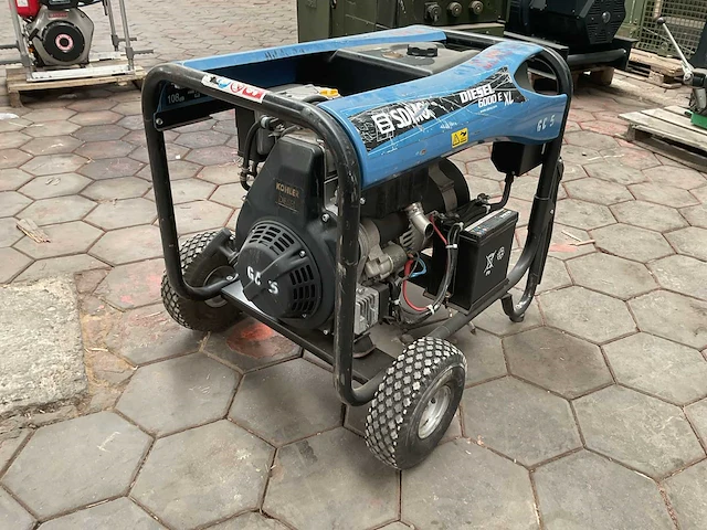 Sdmo 6000exl stroomgenerator - afbeelding 1 van  9