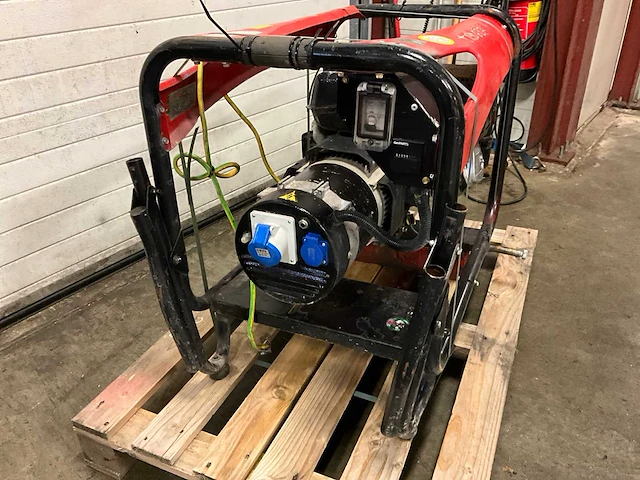 Sdmo perform 6500 noodstroomaggregaat - afbeelding 2 van  6