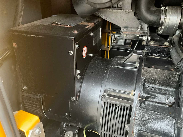 Sdmo r33 stroomgenerator - afbeelding 4 van  21