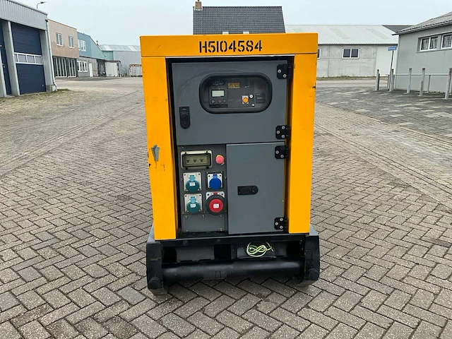 Sdmo r33 stroomgenerator - afbeelding 12 van  21