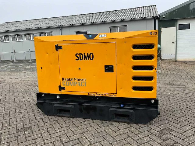 Sdmo r33 stroomgenerator - afbeelding 15 van  21