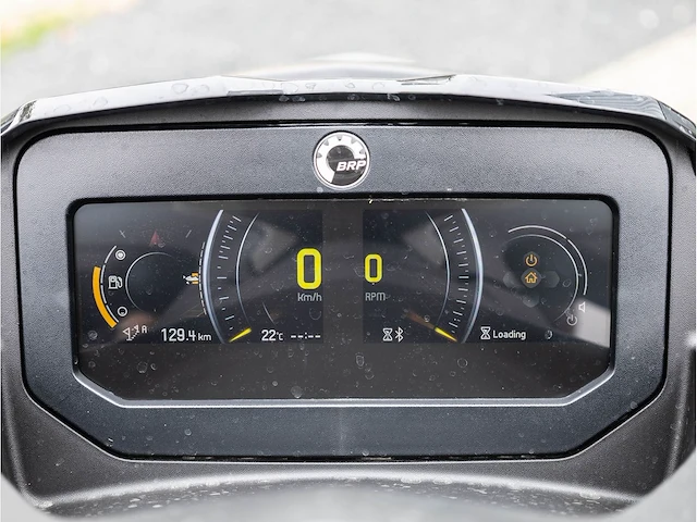 Sea-doo gtx limited 300 idf 3-persoons 2023 audio metallic inclusief trailer (4 vaaruren) - afbeelding 8 van  32