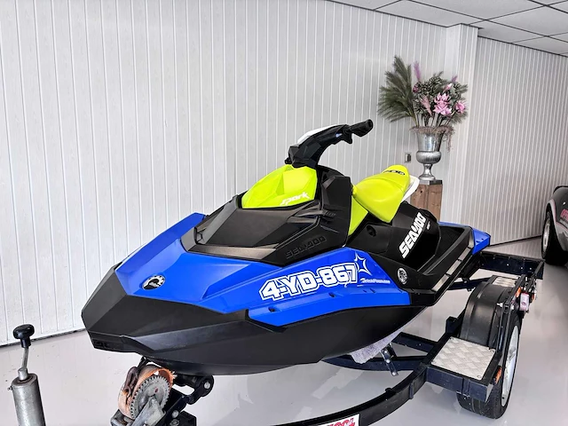 Seadoo - spark - rotax - 85 uur - waterscooter + aanhanger - afbeelding 1 van  12