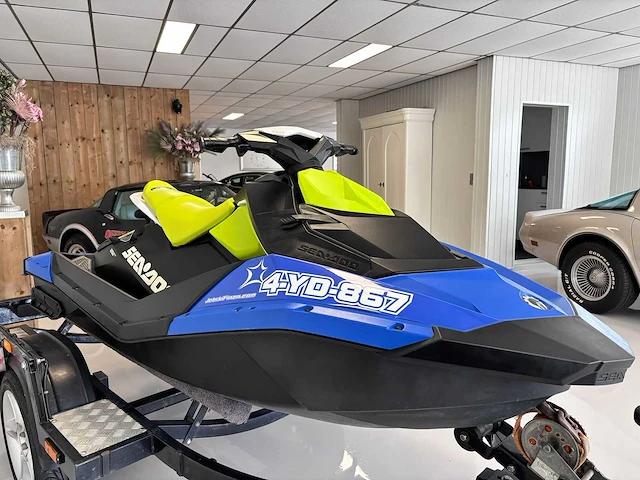 Seadoo - spark - rotax - 85 uur - waterscooter + aanhanger - afbeelding 3 van  12