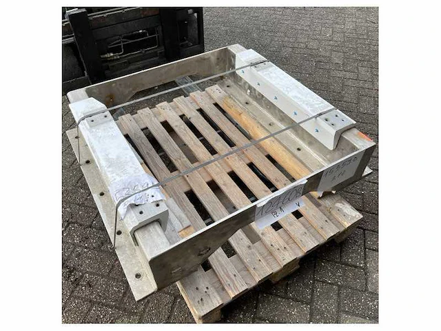 Seakeeper ng9 stainless steel frame - saddle kit - 90258 - afbeelding 5 van  5