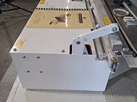 Sealmachine op tafel, criss cross - afbeelding 4 van  13