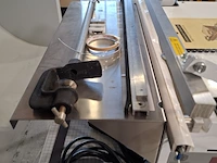 Sealmachine op tafel, criss cross - afbeelding 10 van  13
