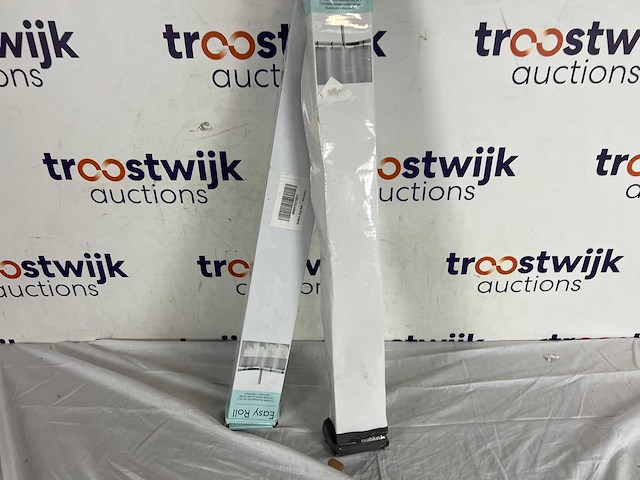 Sealskin easy roll - douchegordijnstangset - universeel - l en u vorm montage - 90x90x90 cm - mat aluminium - kleur rvs - afbeelding 2 van  2