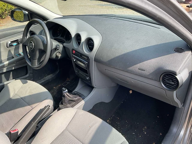 Seat - 2003 - ibiza - 47-nl-nb - afbeelding 4 van  34