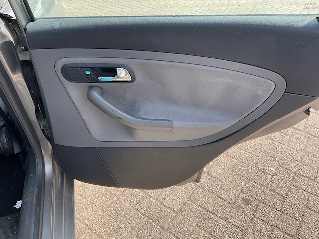 Seat - 2003 - ibiza - 47-nl-nb - afbeelding 8 van  34