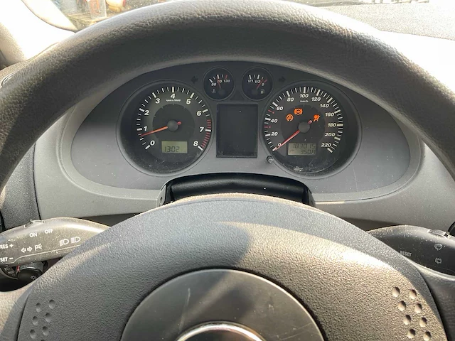 Seat - 2003 - ibiza - 47-nl-nb - afbeelding 11 van  34