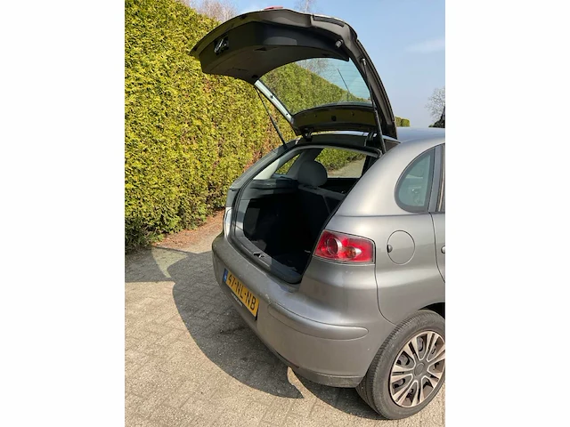 Seat - 2003 - ibiza - 47-nl-nb - afbeelding 34 van  34
