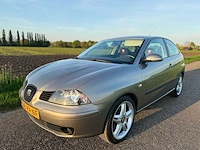 Seat - 2005 - ibiza - 1.4-16v reference - 68-rv-nf - afbeelding 1 van  11