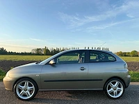Seat - 2005 - ibiza - 1.4-16v reference - 68-rv-nf - afbeelding 4 van  11