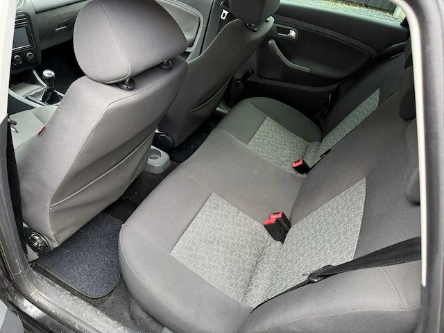 Seat - 2008 - ibiza - 1.4-16v trendstyle - 26-zd-zt - afbeelding 4 van  13