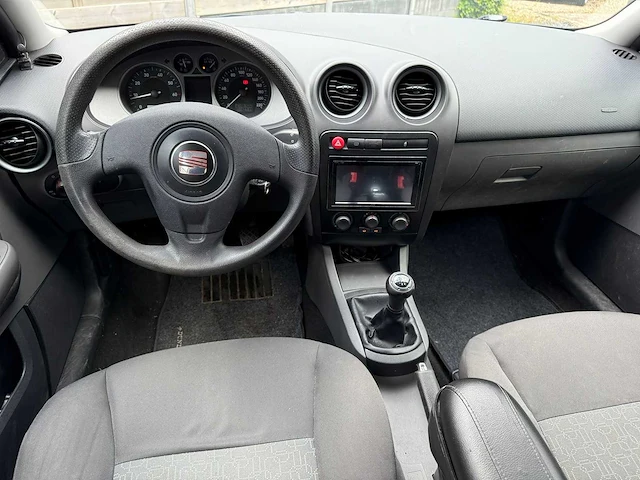 Seat - 2008 - ibiza - 1.4-16v trendstyle - 26-zd-zt - afbeelding 10 van  13