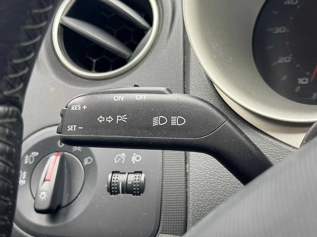 Seat - 2008 - ibiza sc - 1.4 stylance - 09-gsg-2 - afbeelding 14 van  14