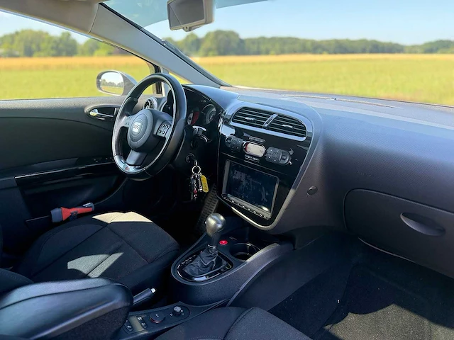 Seat - 2009 - leon - 2.0 tfsi fr - 350pk - 1-xsh-02 - afbeelding 2 van  18