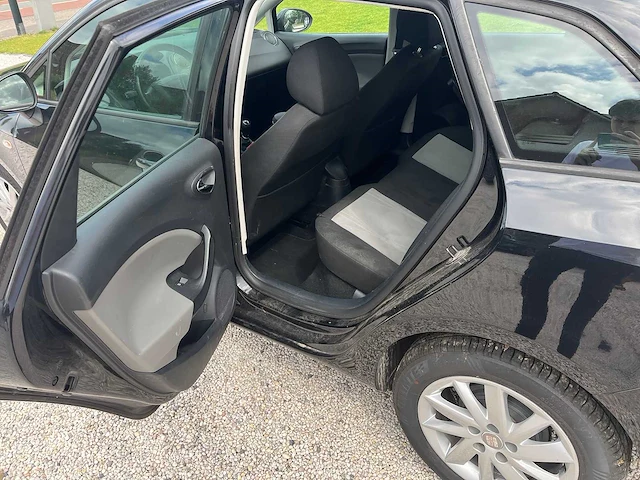 Seat - 2012 - ibiza - 1.2 tdi style eco. - 21-xzf-3 - afbeelding 15 van  27