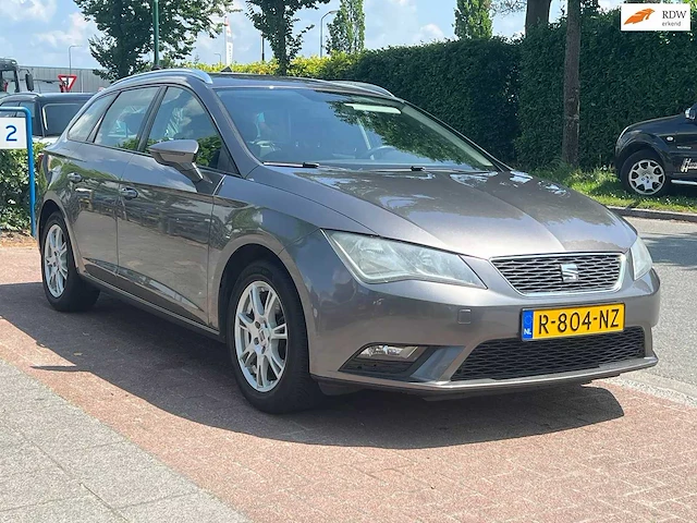 Seat - 2014 - leon st - 1.2 tsi ref. bns. - r-804-nz - afbeelding 2 van  17