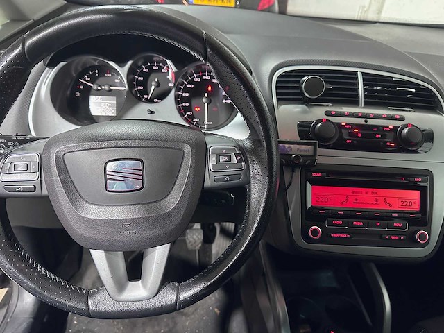 Seat - altea xl - 1.2 tsi eco. style - 05-rjp-9 - afbeelding 18 van  19