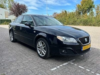 Seat - exeo - 1.8 style - personenauto - afbeelding 4 van  35