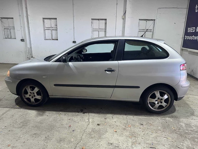 Seat - ibiza - 1.4-16v stella - 36-nn-nl - afbeelding 12 van  19