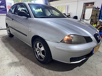 Seat - ibiza - 1.4-16v stella - 36-nn-nl - afbeelding 16 van  19
