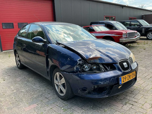 Seat - ibiza - 1.6-16v freestyle - personenauto - afbeelding 4 van  11