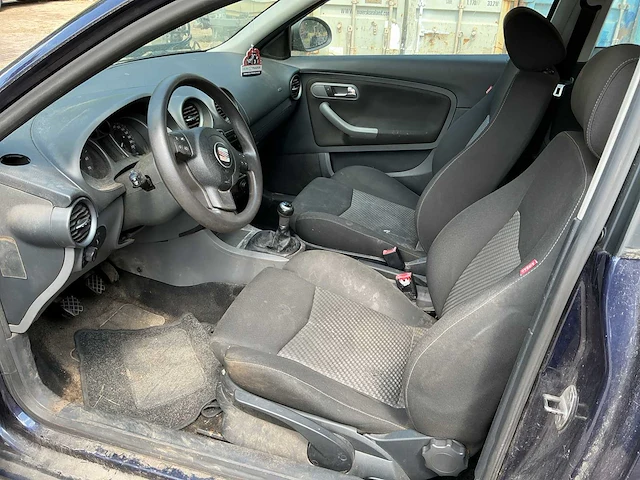 Seat - ibiza - 1.6-16v freestyle - personenauto - afbeelding 9 van  11