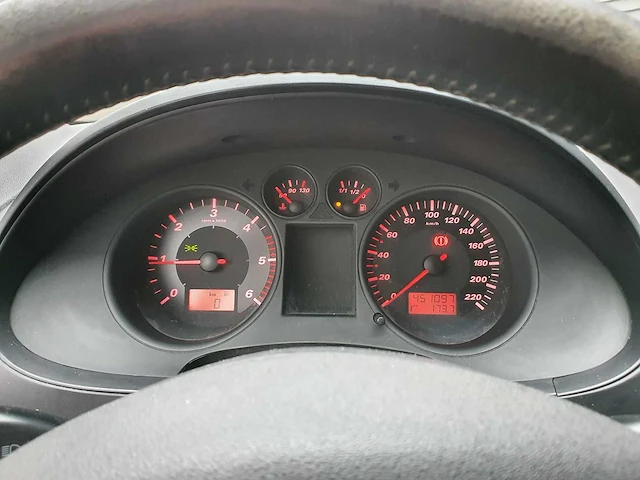 Seat - ibiza - personenauto - afbeelding 4 van  22