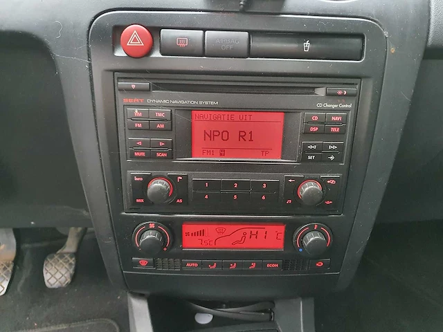 Seat - ibiza - personenauto - afbeelding 6 van  22