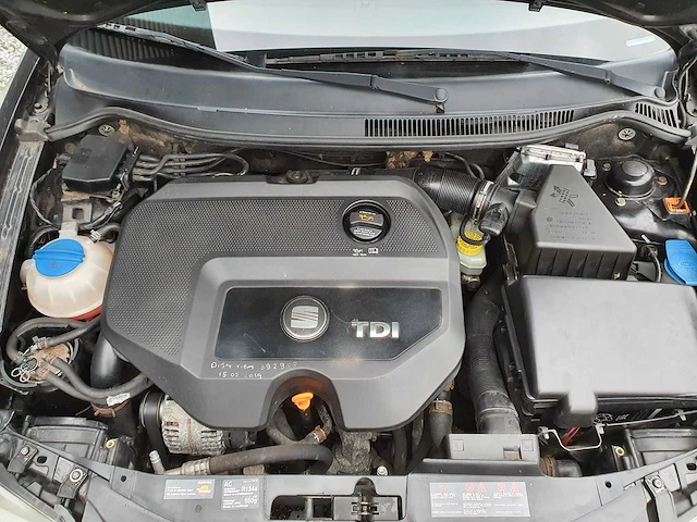 Seat - ibiza - personenauto - afbeelding 14 van  22