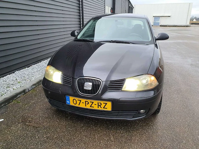 Seat - ibiza - personenauto - afbeelding 17 van  22