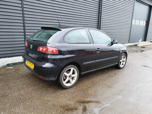 Seat - ibiza - personenauto - afbeelding 19 van  22
