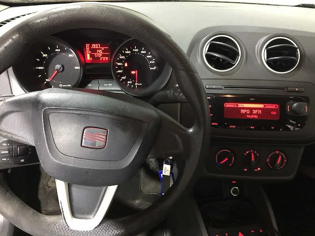 Seat - ibiza st - 1.2 tdi copa eco. - 24-tkd-9 - afbeelding 2 van  23