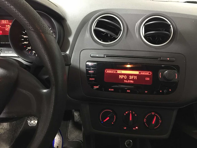 Seat - ibiza st - 1.2 tdi copa eco. - 24-tkd-9 - afbeelding 6 van  23