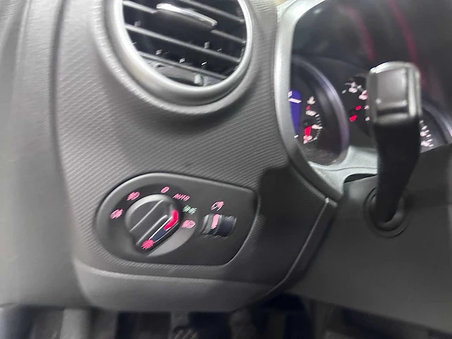 Seat - leon - 1.2 tsi eco.bns copa lpg g3- 99-zgr-7 - afbeelding 12 van  22