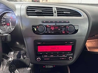 Seat - leon - 1.4 tsi businessline - kp-760-s - afbeelding 6 van  21