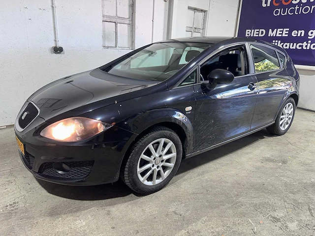 Seat - leon - 1.4 tsi businessline - kp-760-s - afbeelding 1 van  21