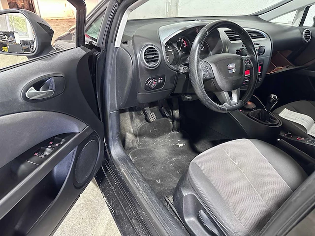 Seat - leon - 1.4 tsi businessline - kp-760-s - afbeelding 21 van  21