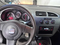 Seat - leon - 1.6 reference - 93-xv-xg - afbeelding 10 van  21