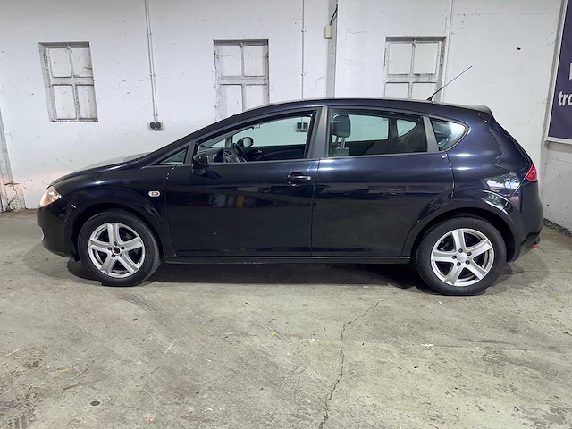 Seat - leon - 1.6 reference - 93-xv-xg - afbeelding 2 van  21