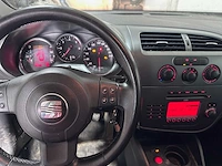 Seat - leon - 1.9 tdi eco. act.st. - 47-hnk-8 - afbeelding 2 van  21