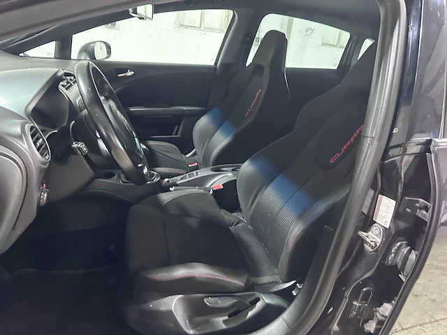 Seat - leon - 2.0 tfsi cupra - 23-gpt-5 - afbeelding 7 van  20
