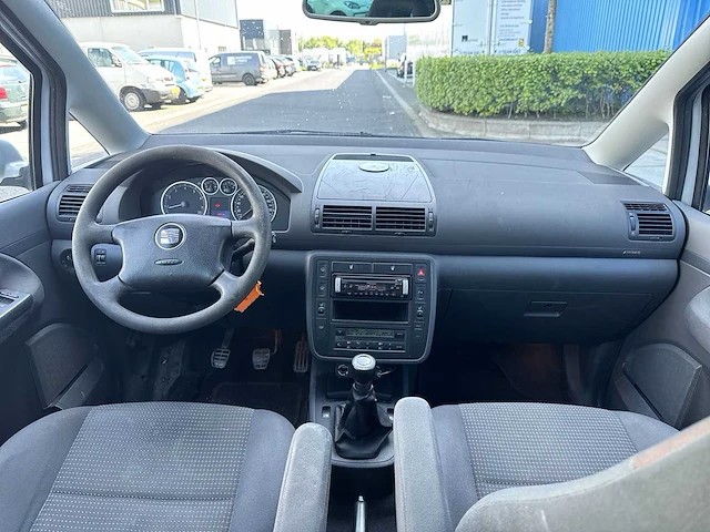 Seat alhambra 2.0 reference car 2006 | 27-sr-lr - afbeelding 17 van  26