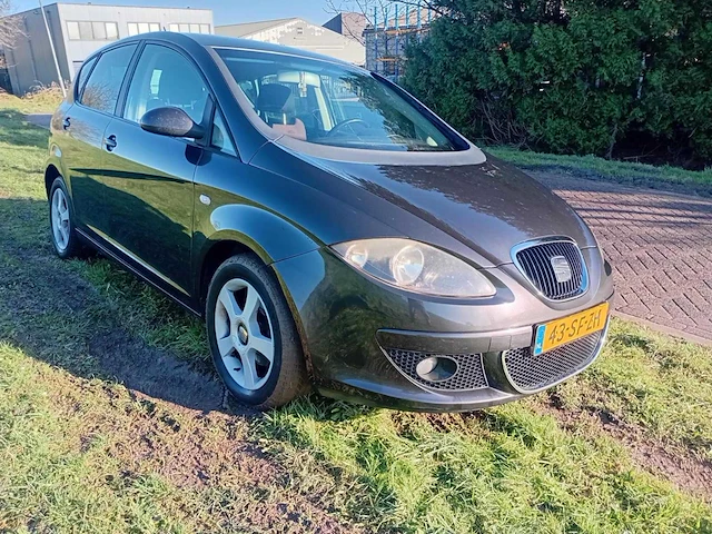 Seat altea 1.6 stylance , 43-sf-zh - afbeelding 9 van  16