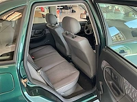 Seat cordoba personenauto - afbeelding 8 van  28