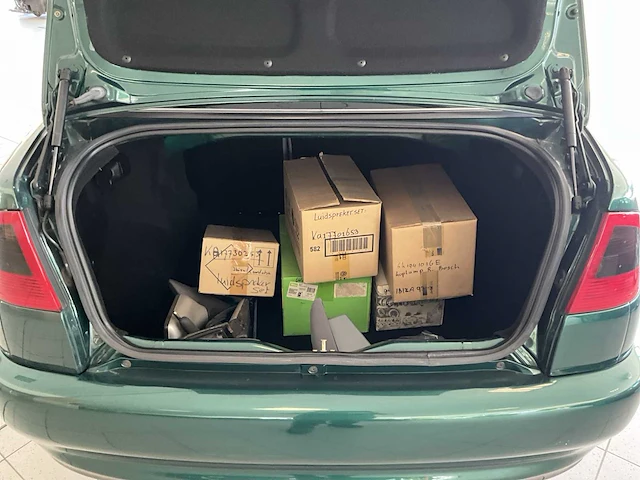 Seat cordoba personenauto - afbeelding 17 van  28